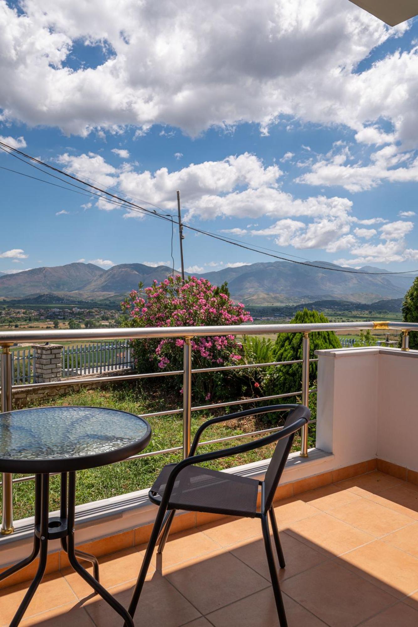Villa Serenity Sarandë Exterior foto